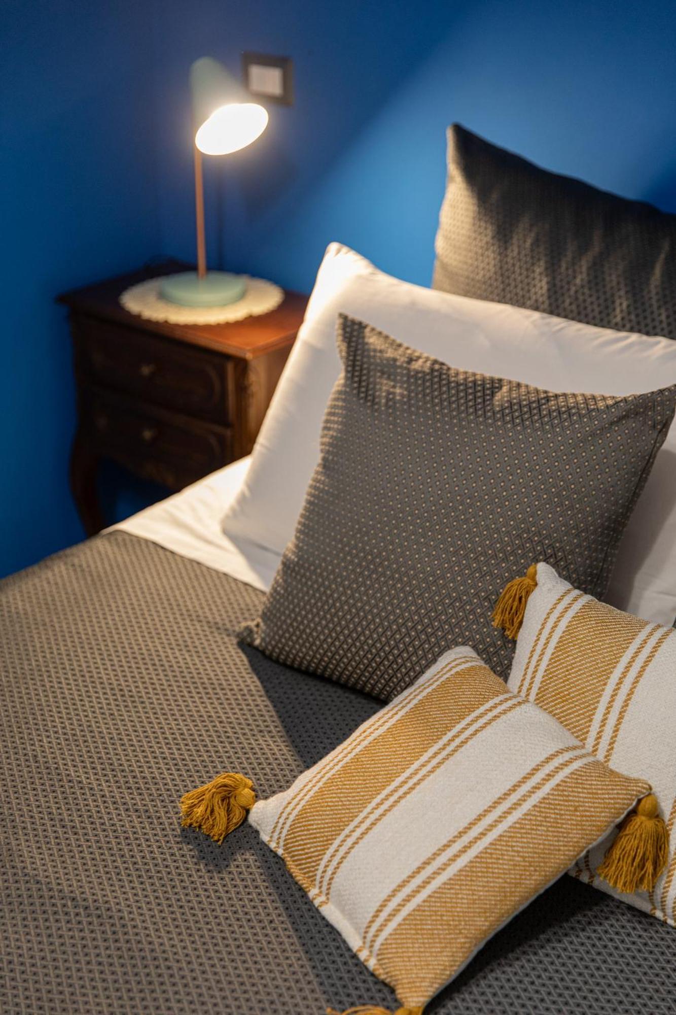 Miracolo Al Duomo Smart Accomodations Naples Luaran gambar